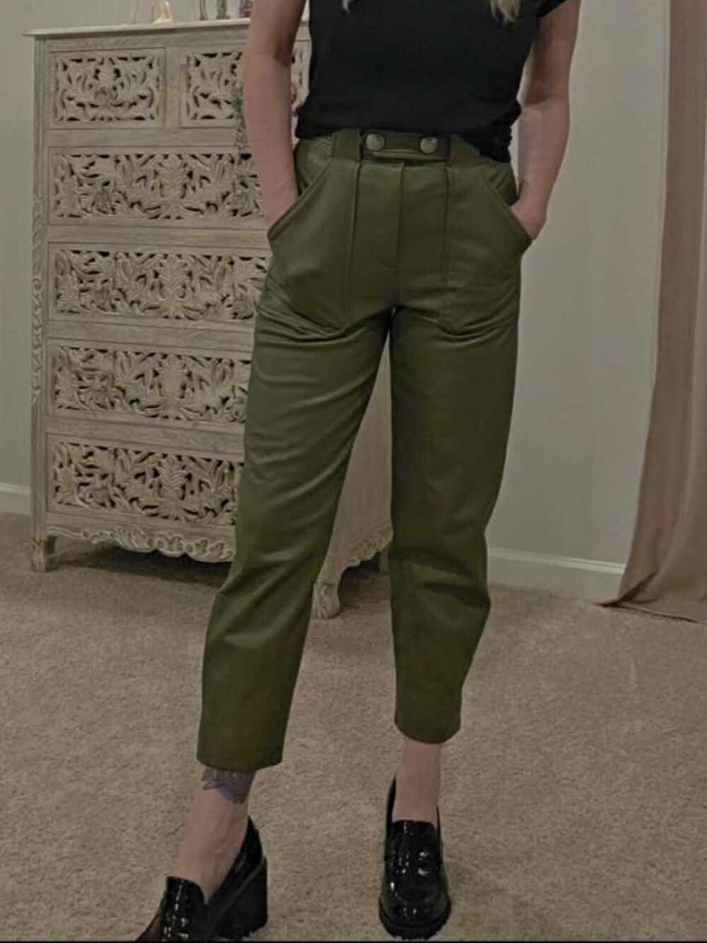 Veronica Beard Faux Leather Pants Size: XS | US 2